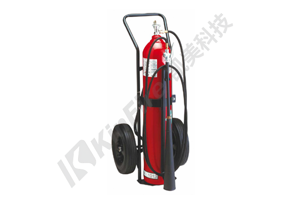 Hand-operated pressurized dry powder fire extinguisher